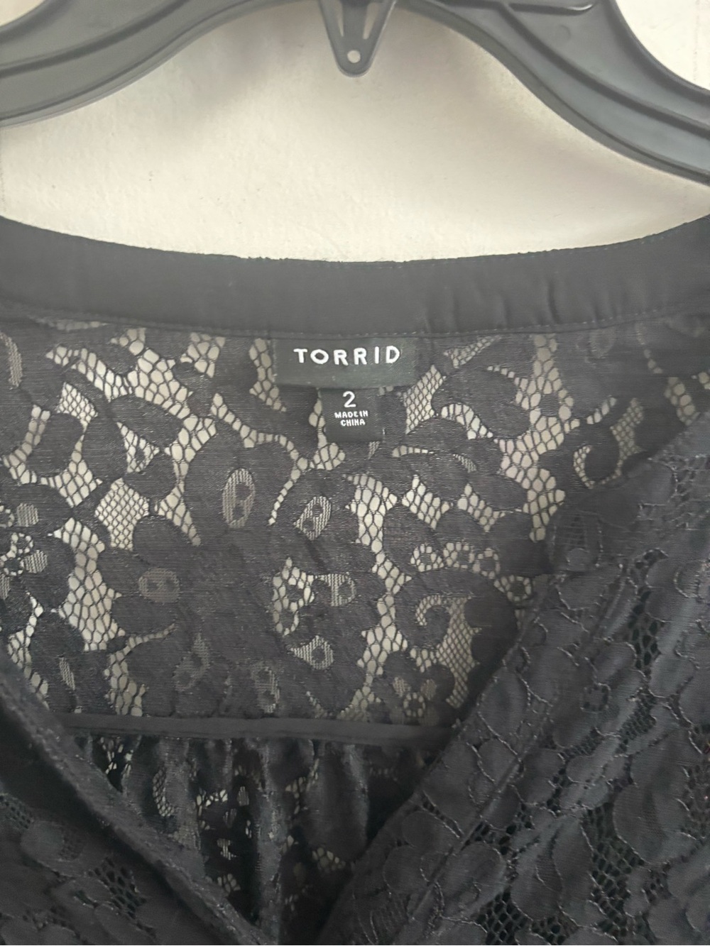 Torrid BLACK HARPER LACE PULLOVER 2X Sheer Floral Whimsigoth Derek Romantic - Picture 8 of 8